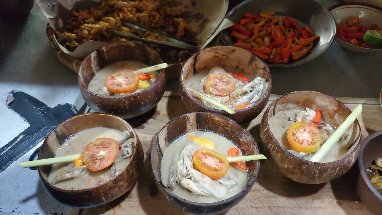 Saung kayu
